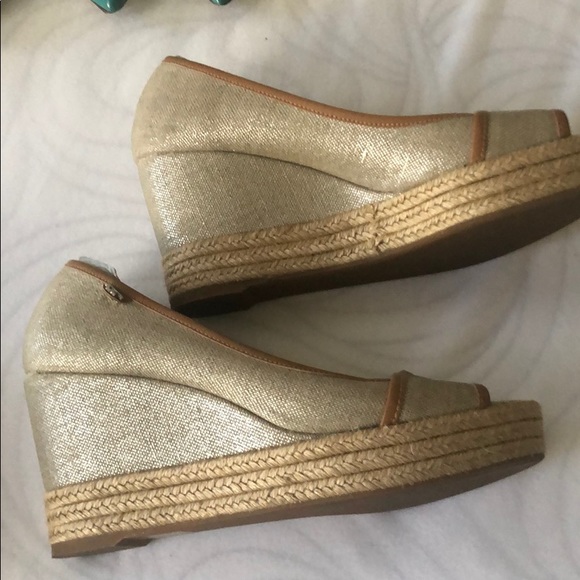 Tory Burch Summer Wedge - Picture 2 of 4